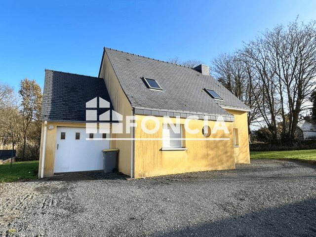 Maison à louer, 89m², Bégard