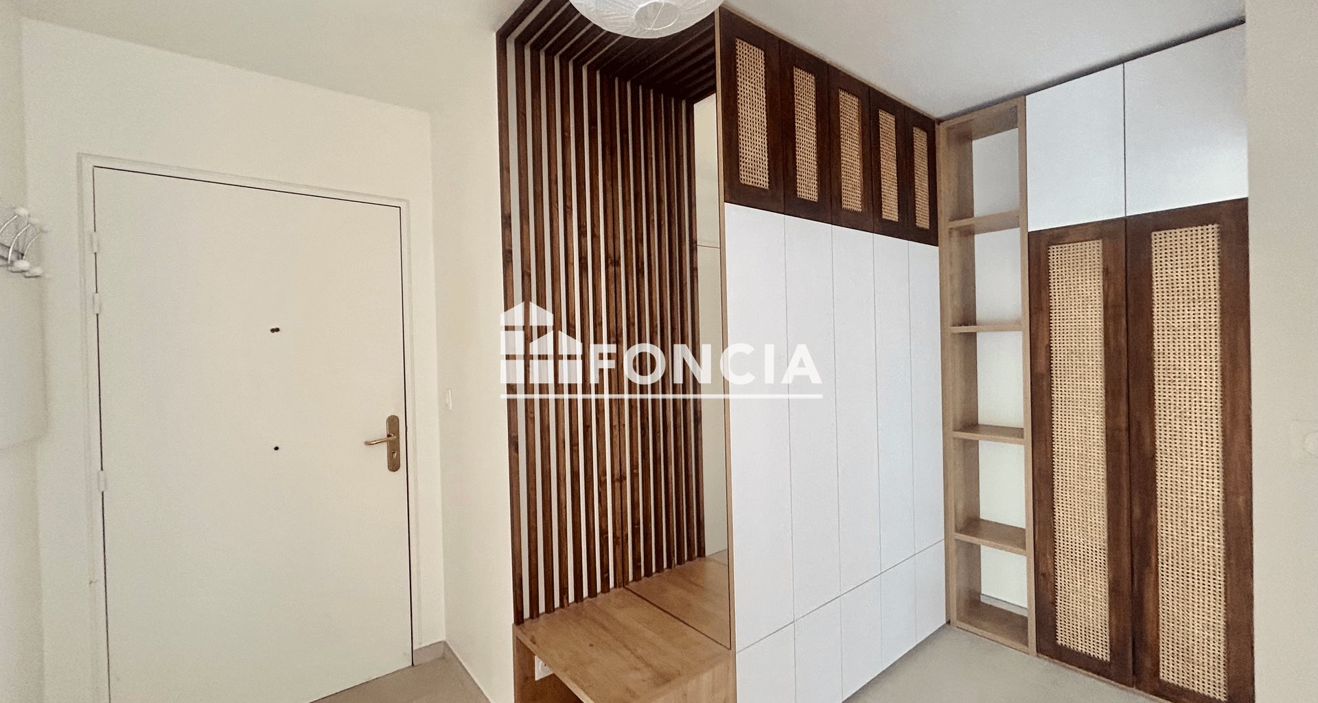 Appartement à louer, 68m², Lyon 8ème