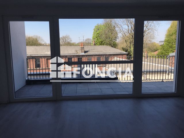 Appartement à louer, 81m², Loos