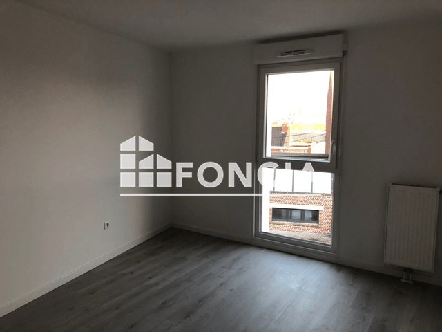 Appartement à louer, 81m², Loos