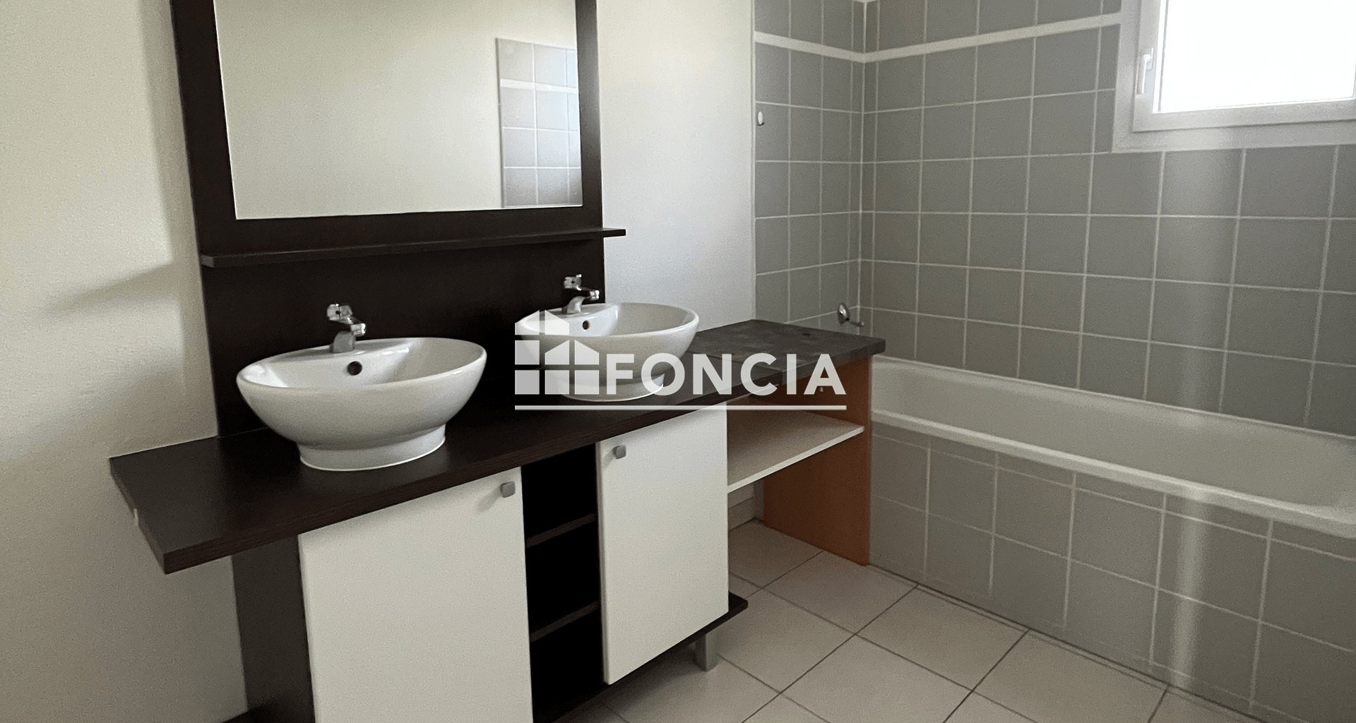 Maison à louer, 80m², Chauray