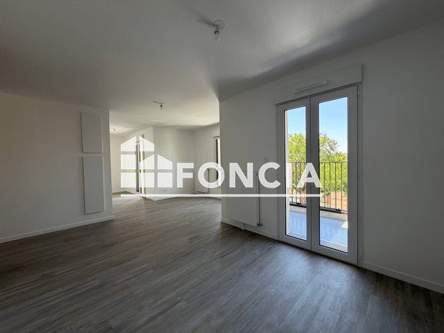 Appartement à louer, 65m², Luisant