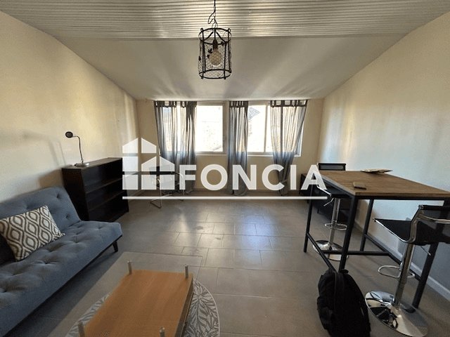 Appartement à louer, 35m², Arles