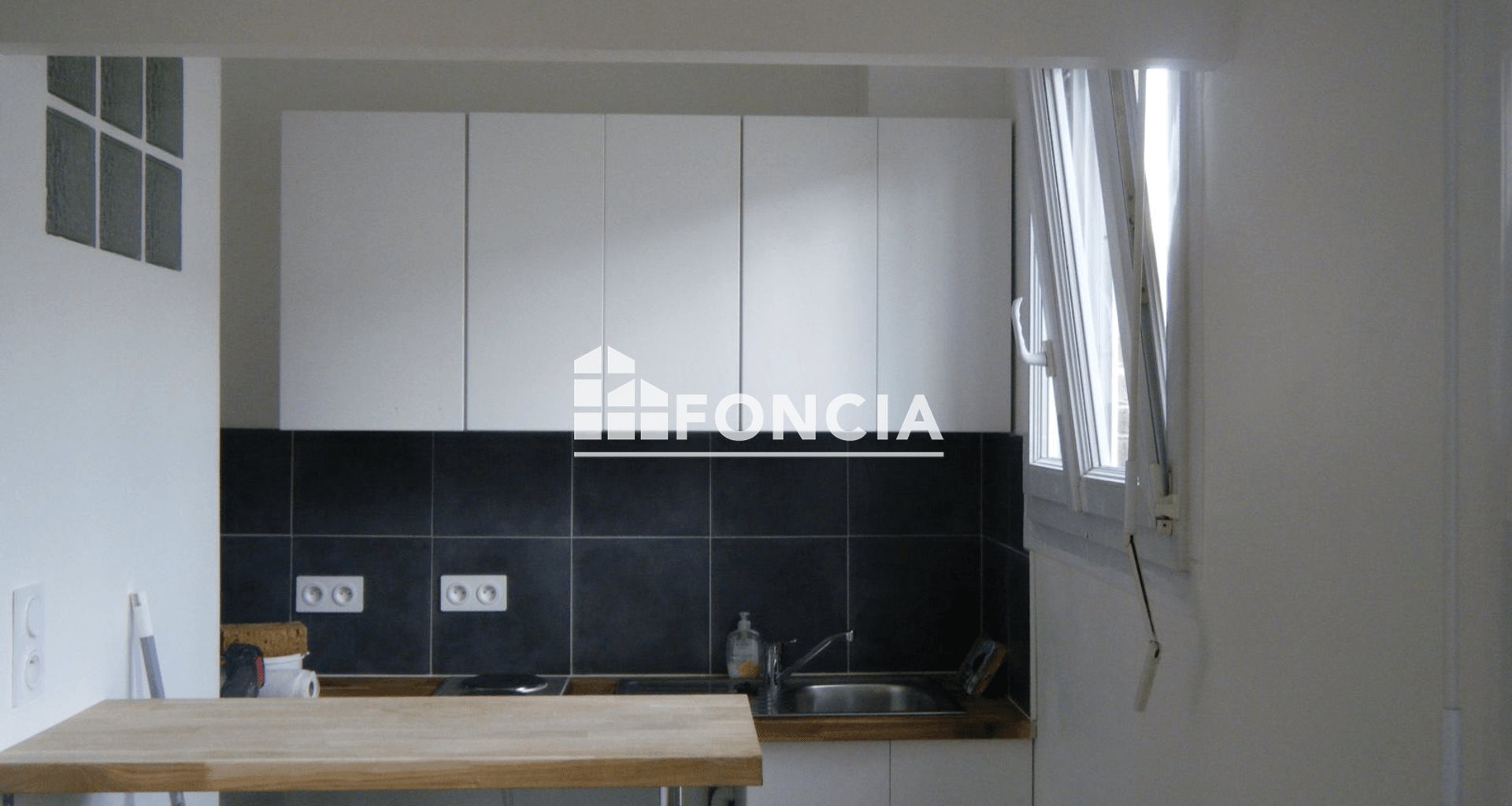 Appartement à louer, 18m², La Garenne-Colombes