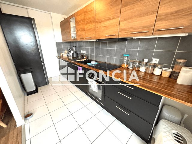Appartement à louer, 49m², Reims