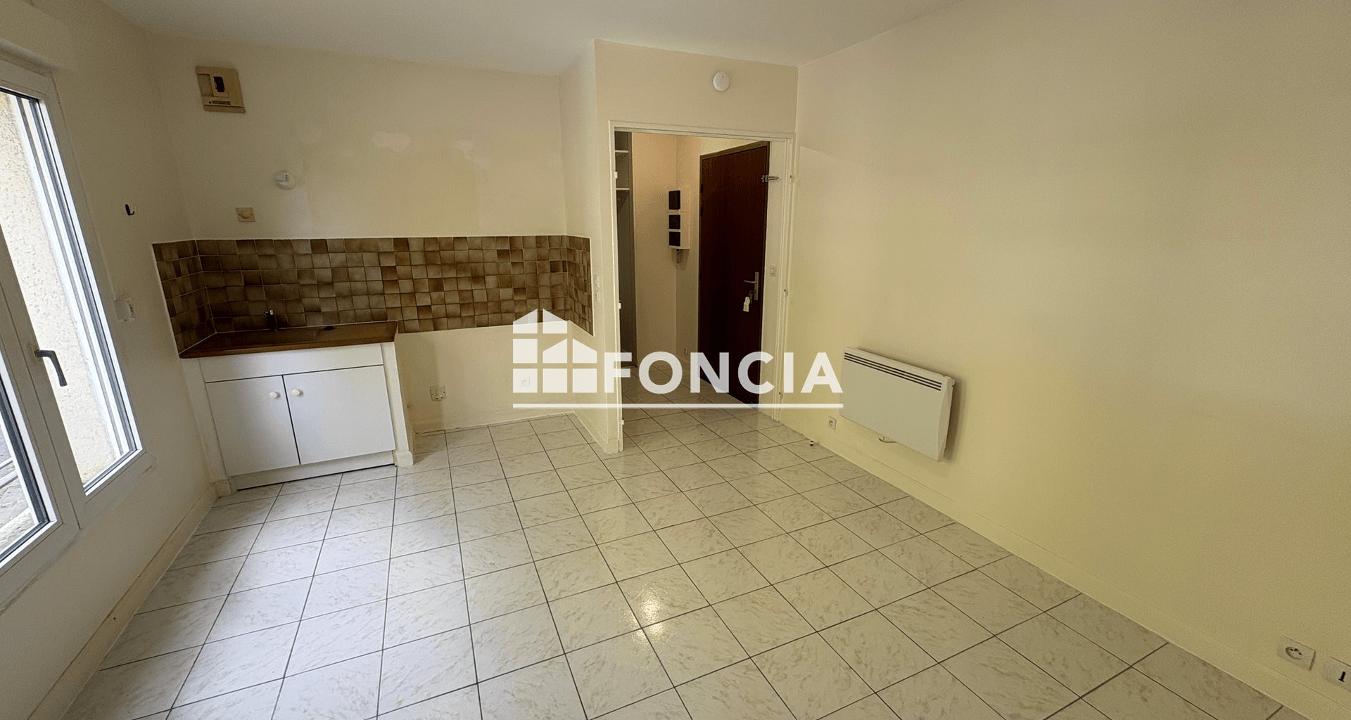 Appartement à louer, 28m², Coulommiers