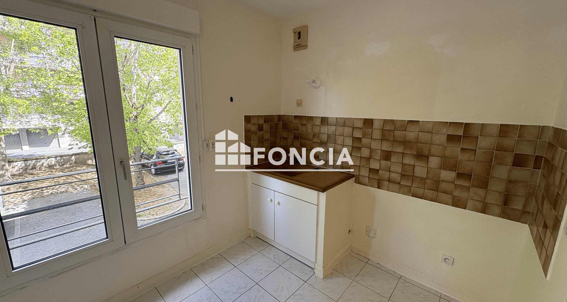 Appartement à louer, 28m², Coulommiers