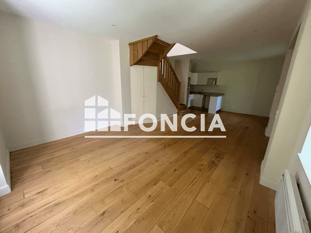 Appartement à louer, 65m², Talence