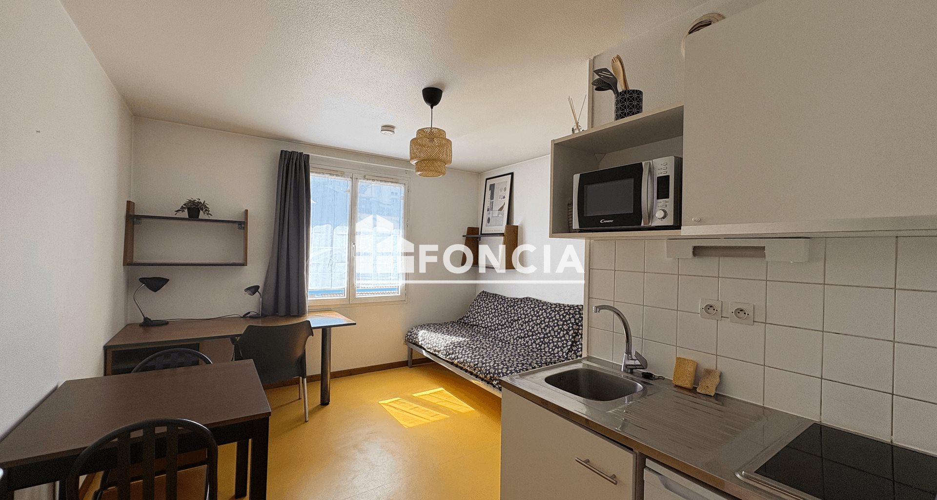 Appartement à louer, 19m², Saint-Etienne