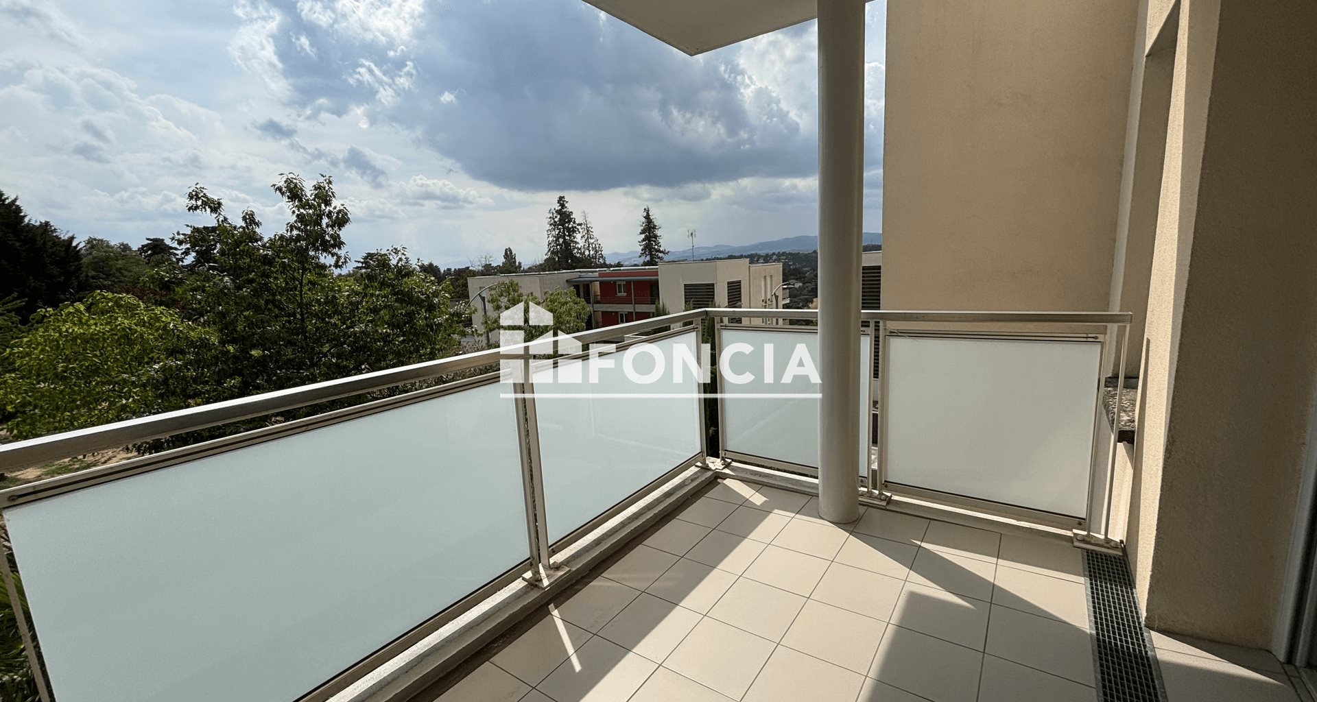 Appartement à louer, 68m², Limonest