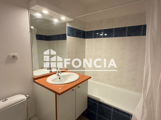 Appartement à louer, 25m², Angoulême