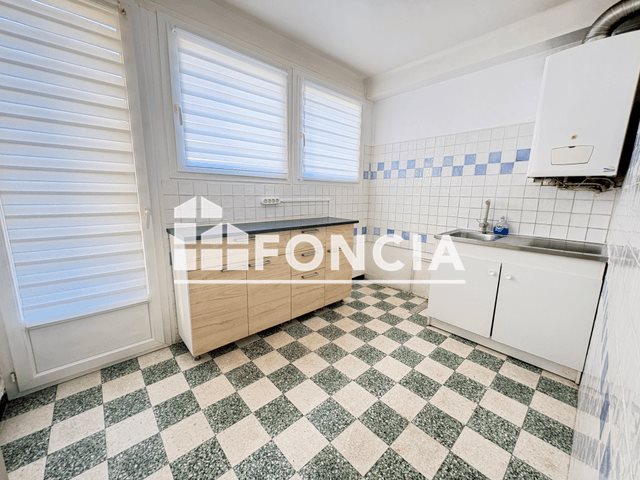 Appartement à louer, 58m², Toulon