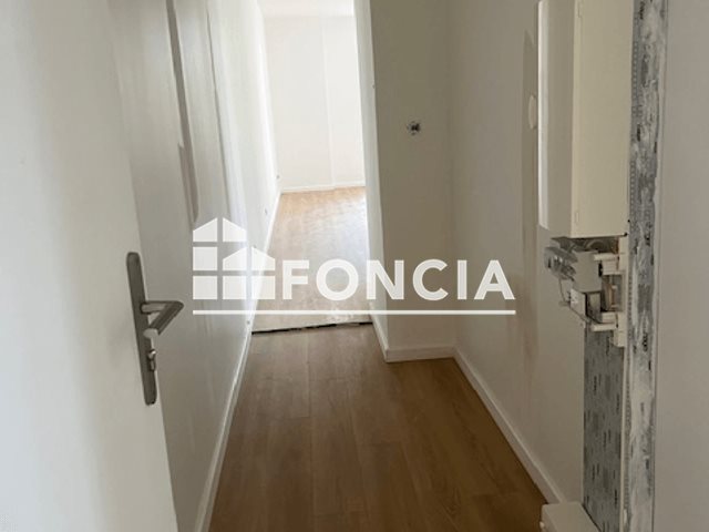 Appartement à louer, 54m², Kerlaz