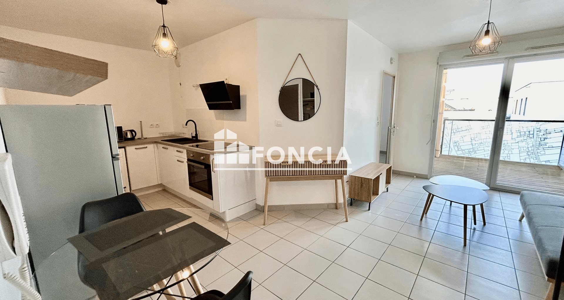 Appartement à louer, 38m², Vénissieux