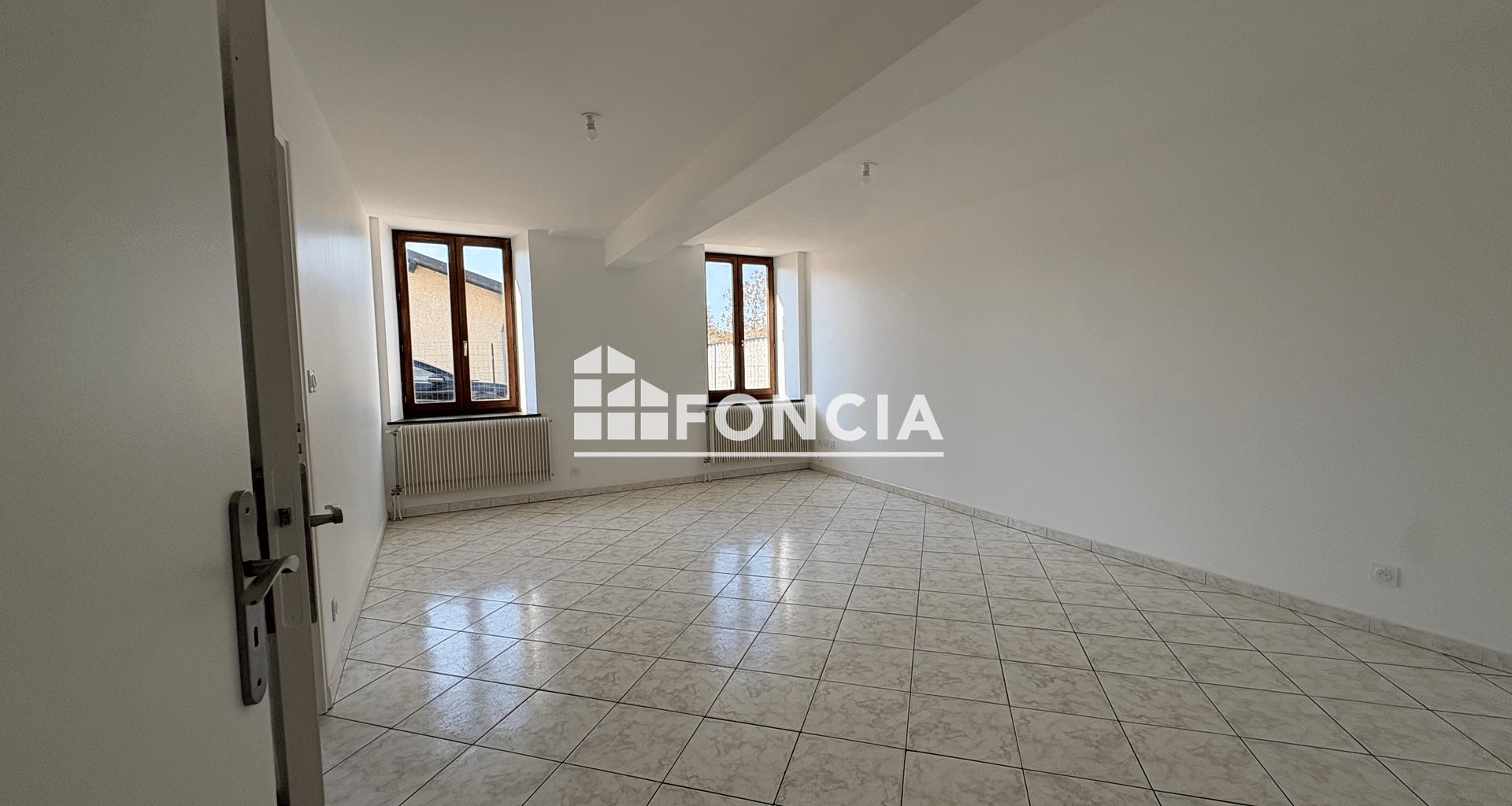 Appartement à louer, 81m², Beynost