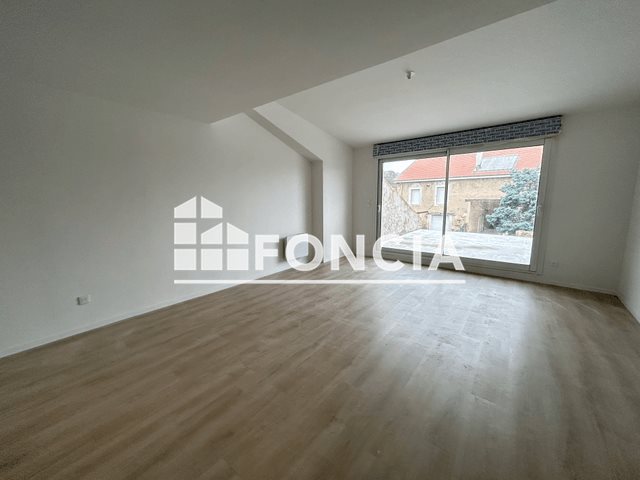 Appartement à louer, 75m², Leyr