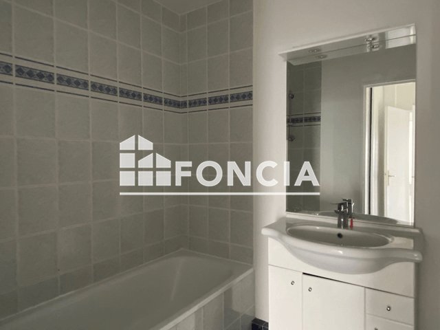 Appartement à louer, 61m², Grasse