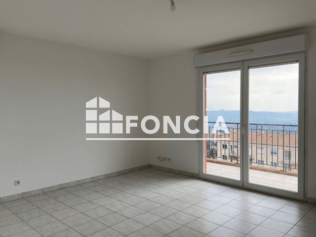 Appartement à louer, 61m², Grasse