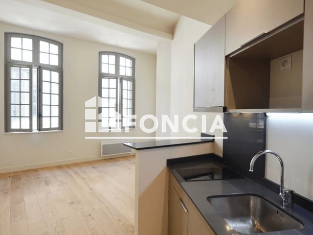 Appartement à louer, 45m², Nîmes