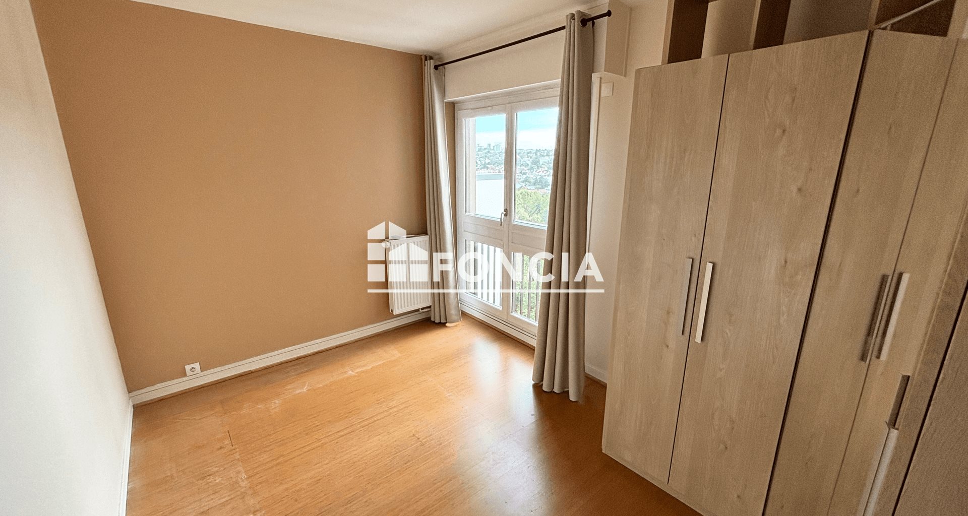 Appartement à louer, 81m², L'Haÿ-les-Roses