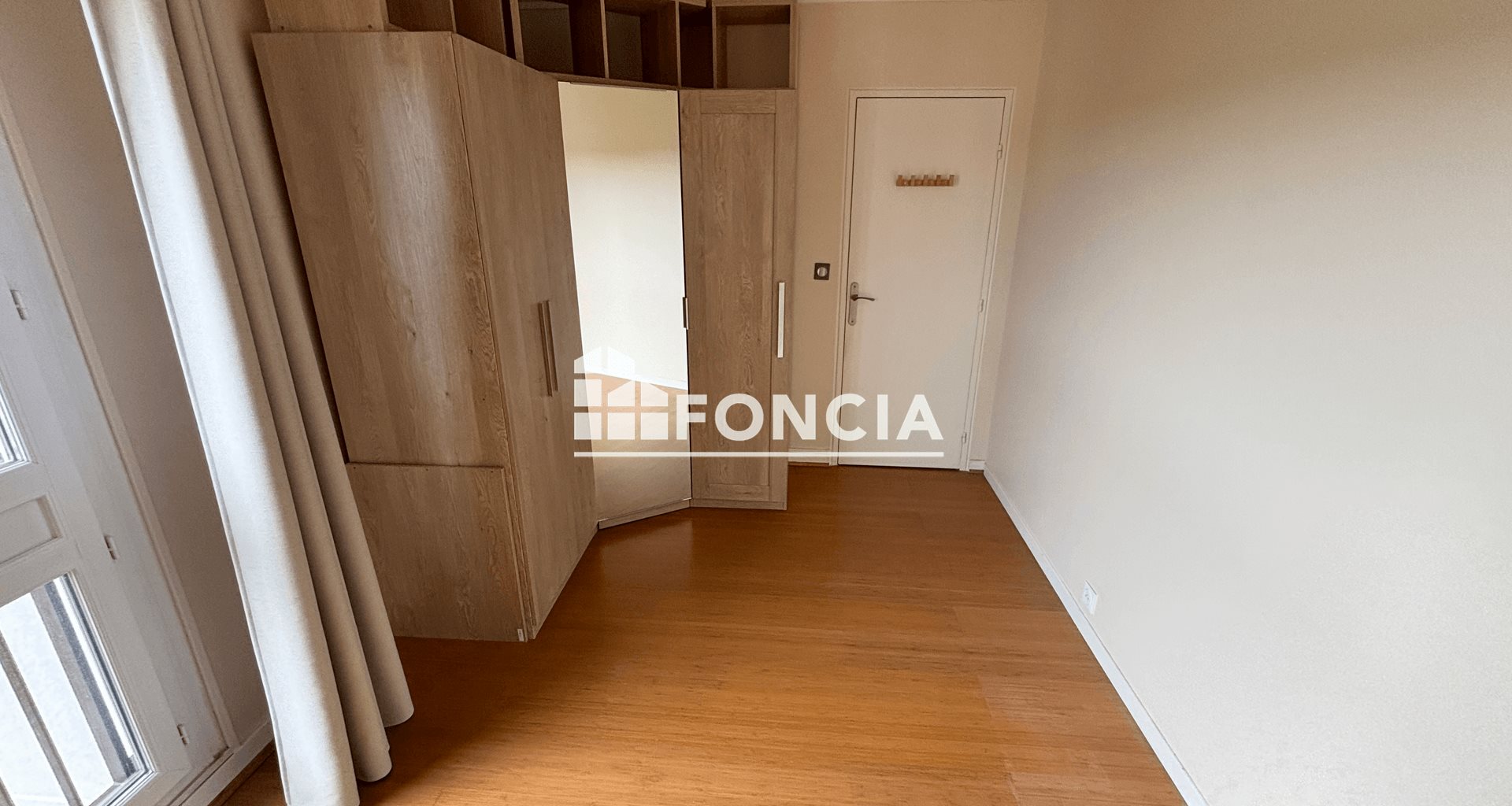 Appartement à louer, 81m², L'Haÿ-les-Roses