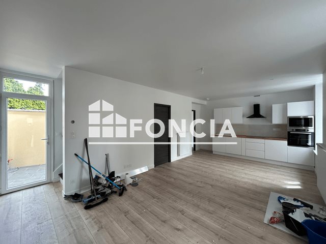 Maison à louer, 69m², Charleville-Mézières