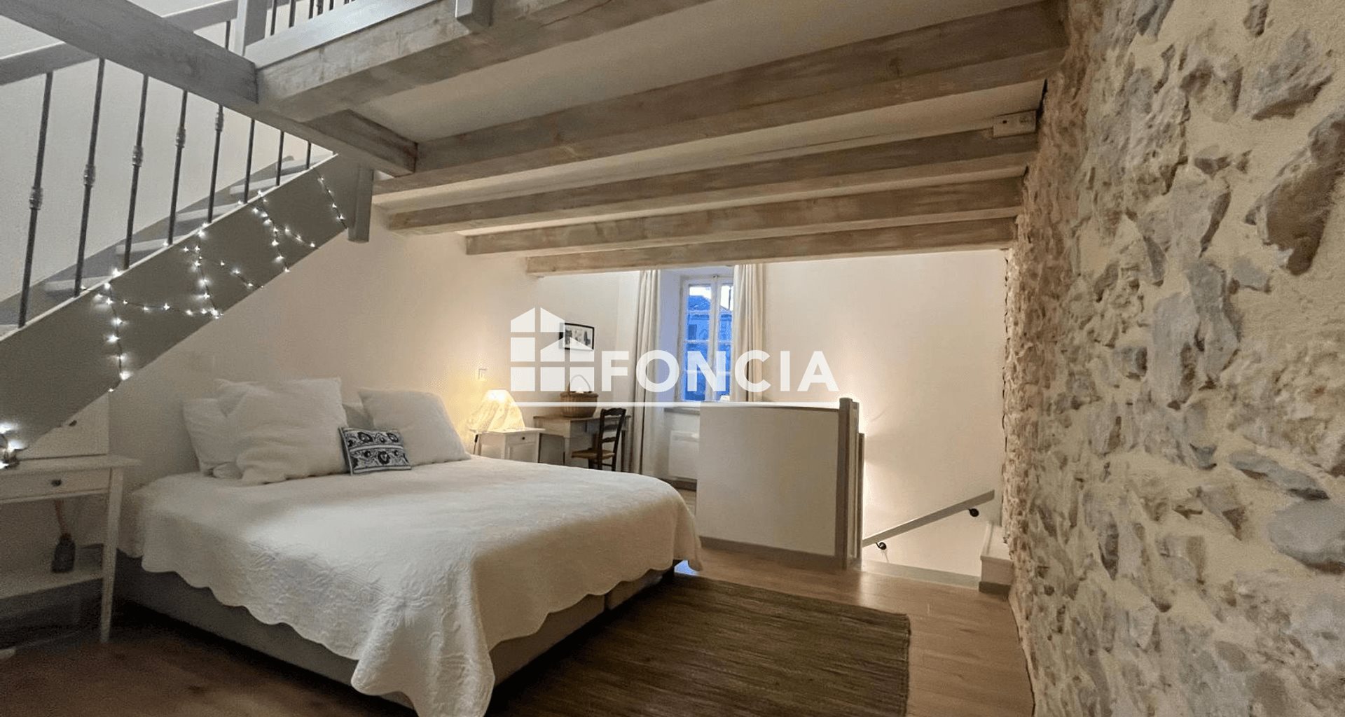 Maison à vendre, 80m², Lussan