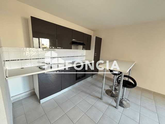 Appartement à louer, 40m², Lunel