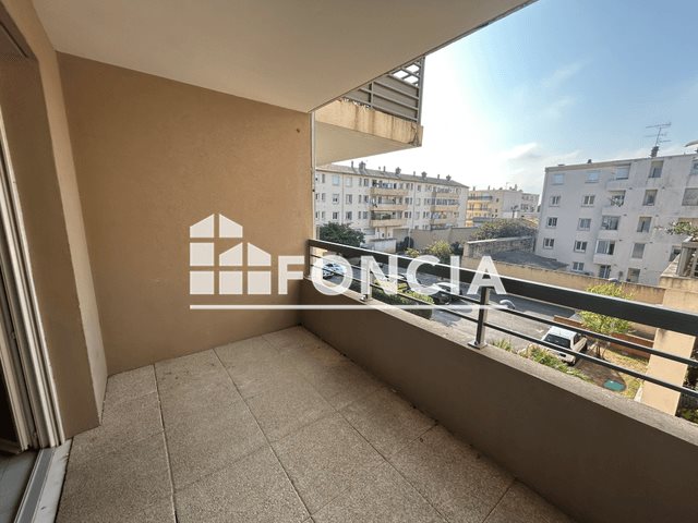 Appartement à louer, 40m², Lunel