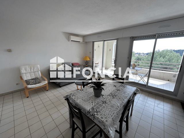 Appartement à louer, 45m², Nîmes