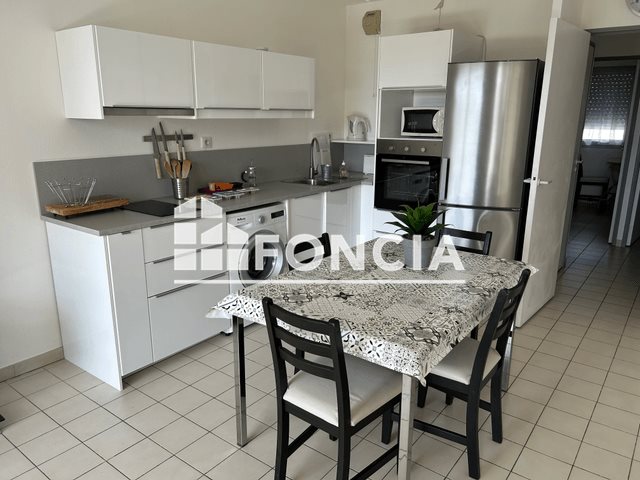 Appartement à louer, 45m², Nîmes