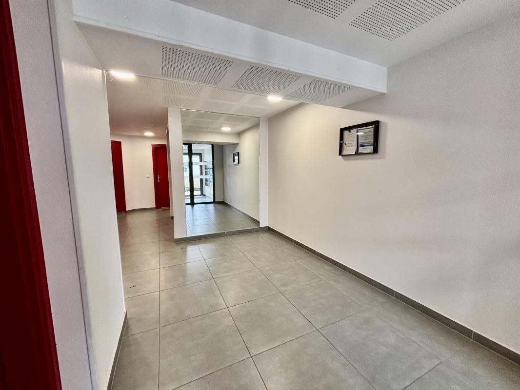 Appartement à louer, 22m², Saint-Cyr-l'Ecole