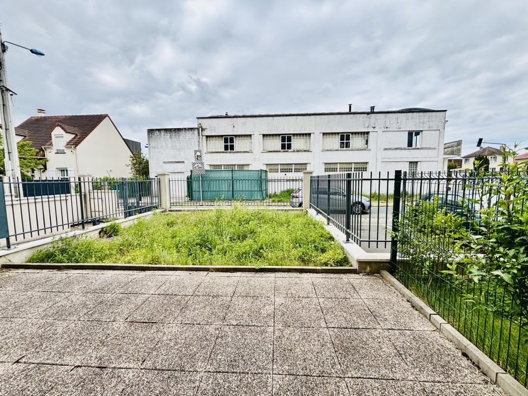 Appartement à louer, 22m², Saint-Cyr-l'Ecole