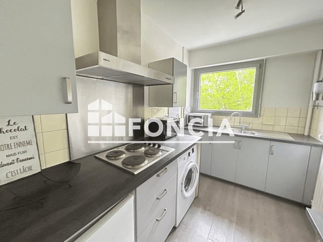 Appartement à louer, 31m², Saint-Max