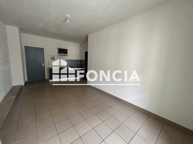 Appartement à louer, 35m², Nîmes