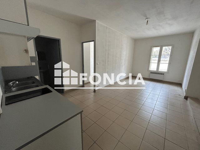 Appartement à louer, 35m², Nîmes