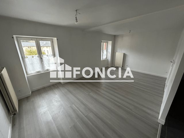 Appartement à louer, 83m², Bresson