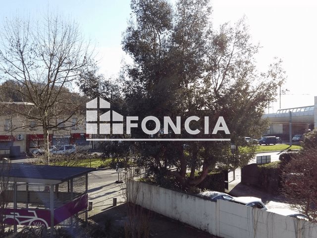 Appartement à louer, 40m², Cenon