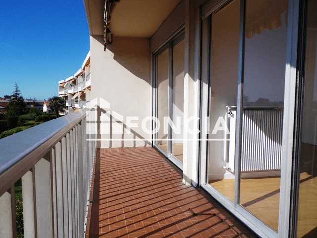 Appartement à louer, 71m², Antibes