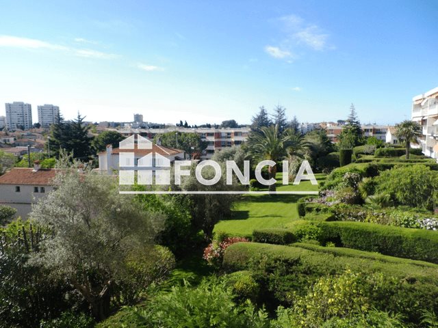 Appartement à louer, 71m², Antibes