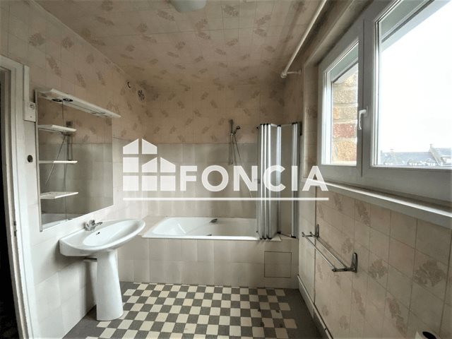Appartement à louer, 81m², Flers