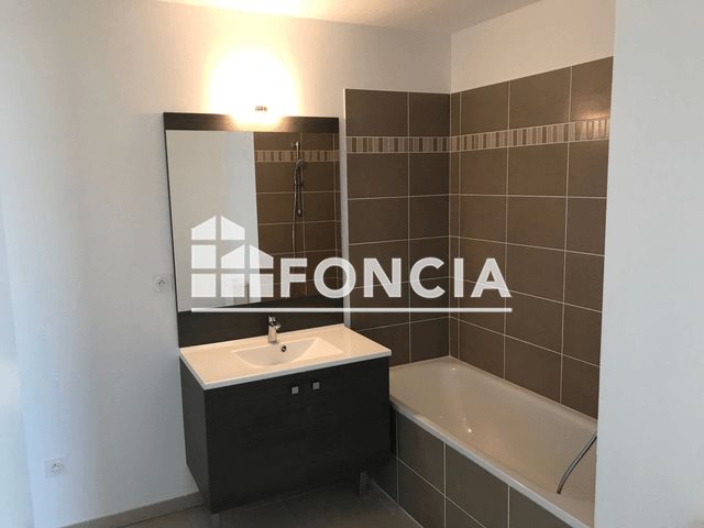 Appartement à louer, 42m², Marseille 8ème