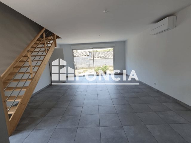 Maison à louer, 82m², Saint-Sulpice-la-Pointe