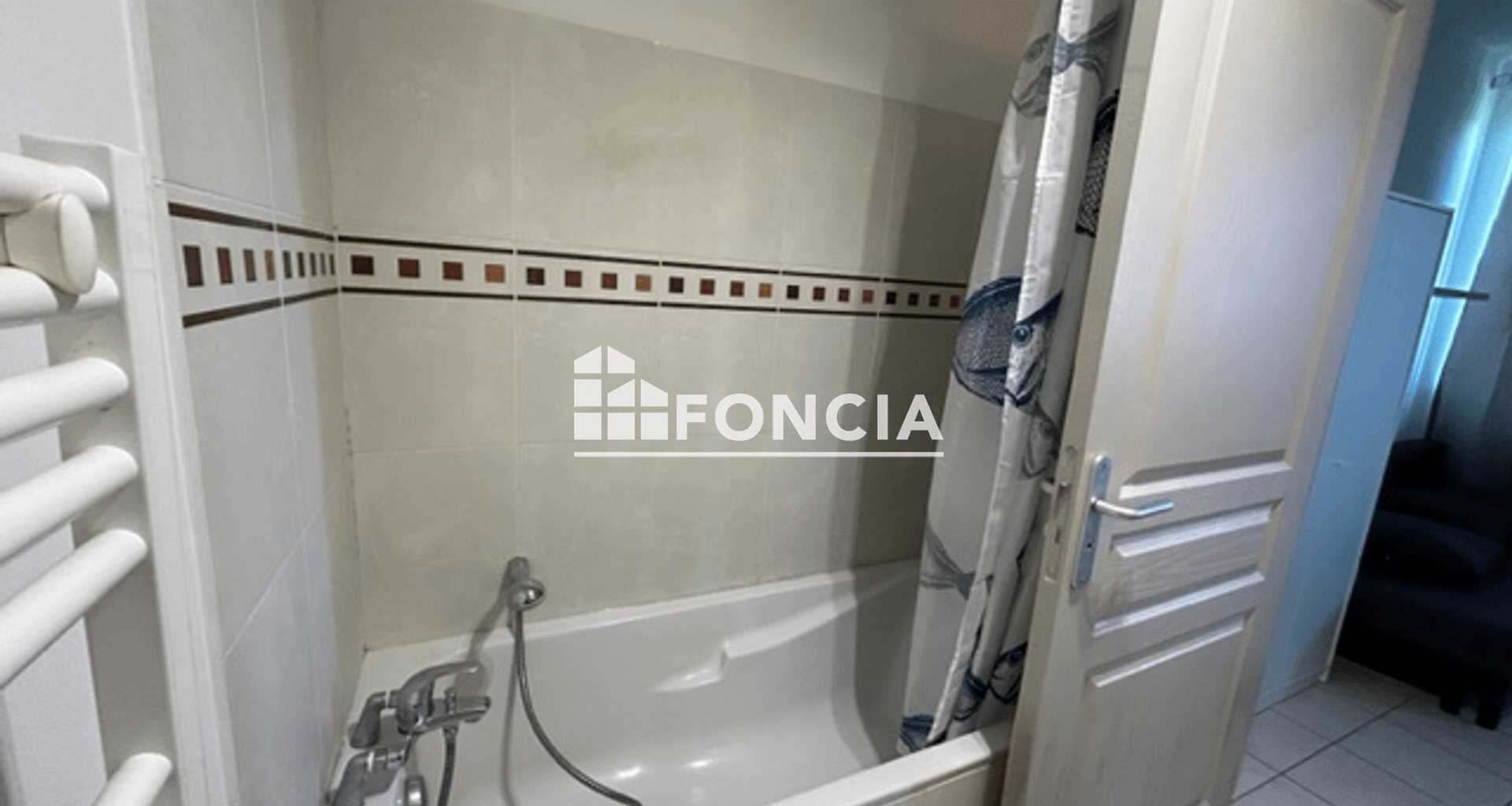 Appartement à louer, 21m², Roquemaure