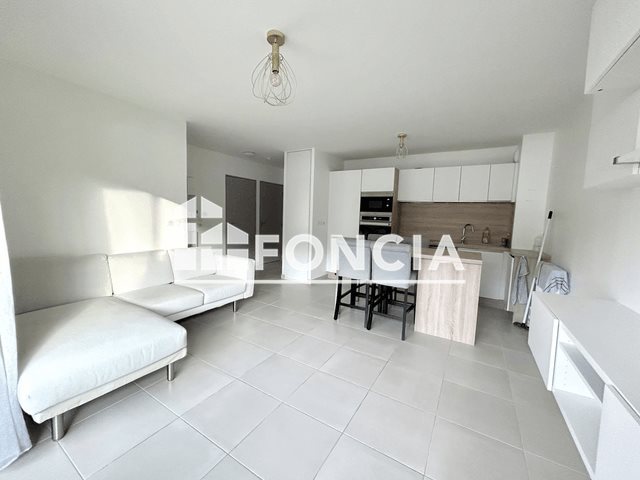 Appartement à louer, 42m², Péron