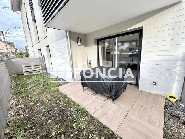 Appartement à louer, 42m², Péron