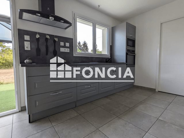 Maison à louer, 70m², Parigné-le-Pôlin