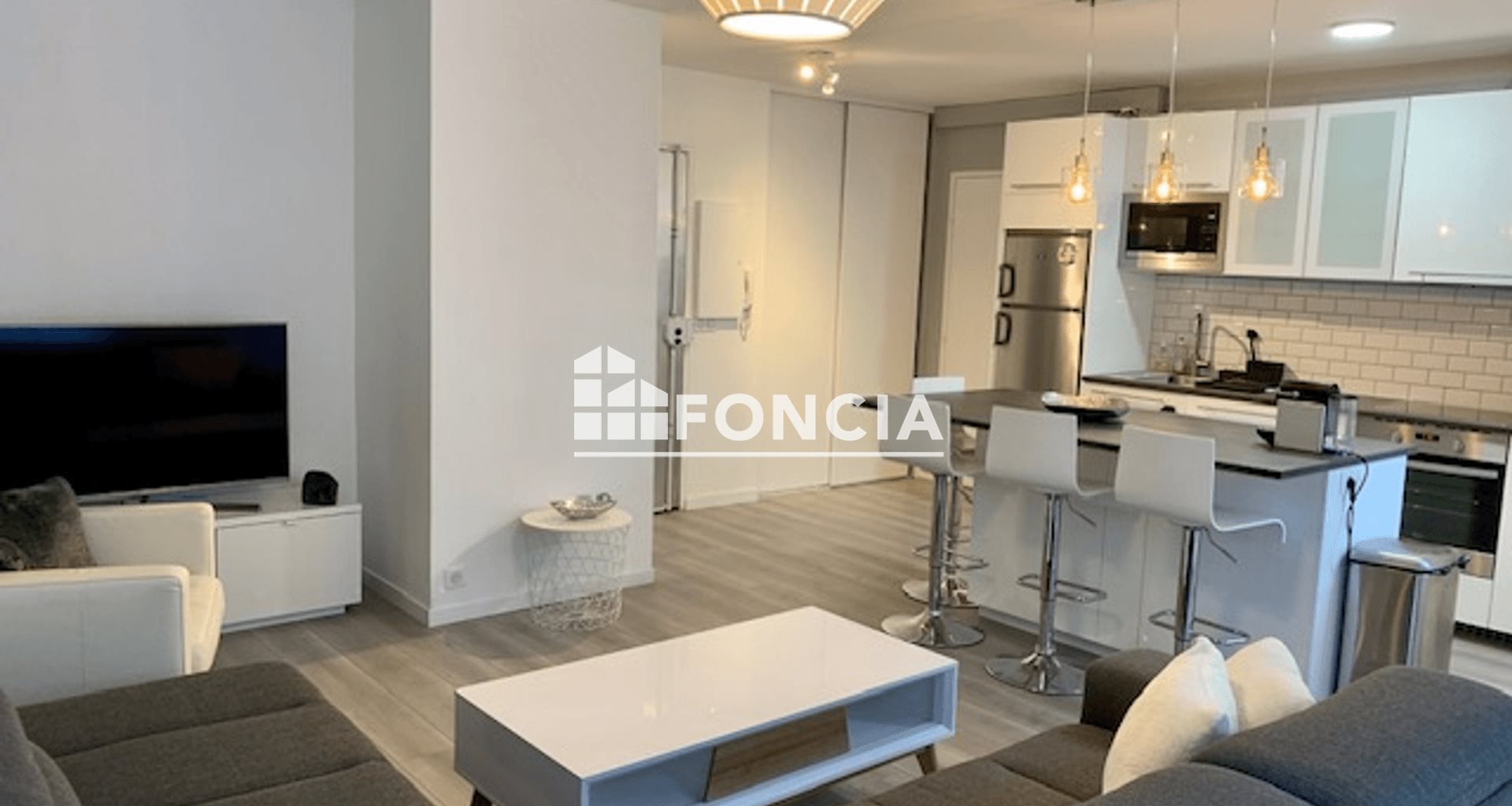 Appartement à louer, 47m², Massy