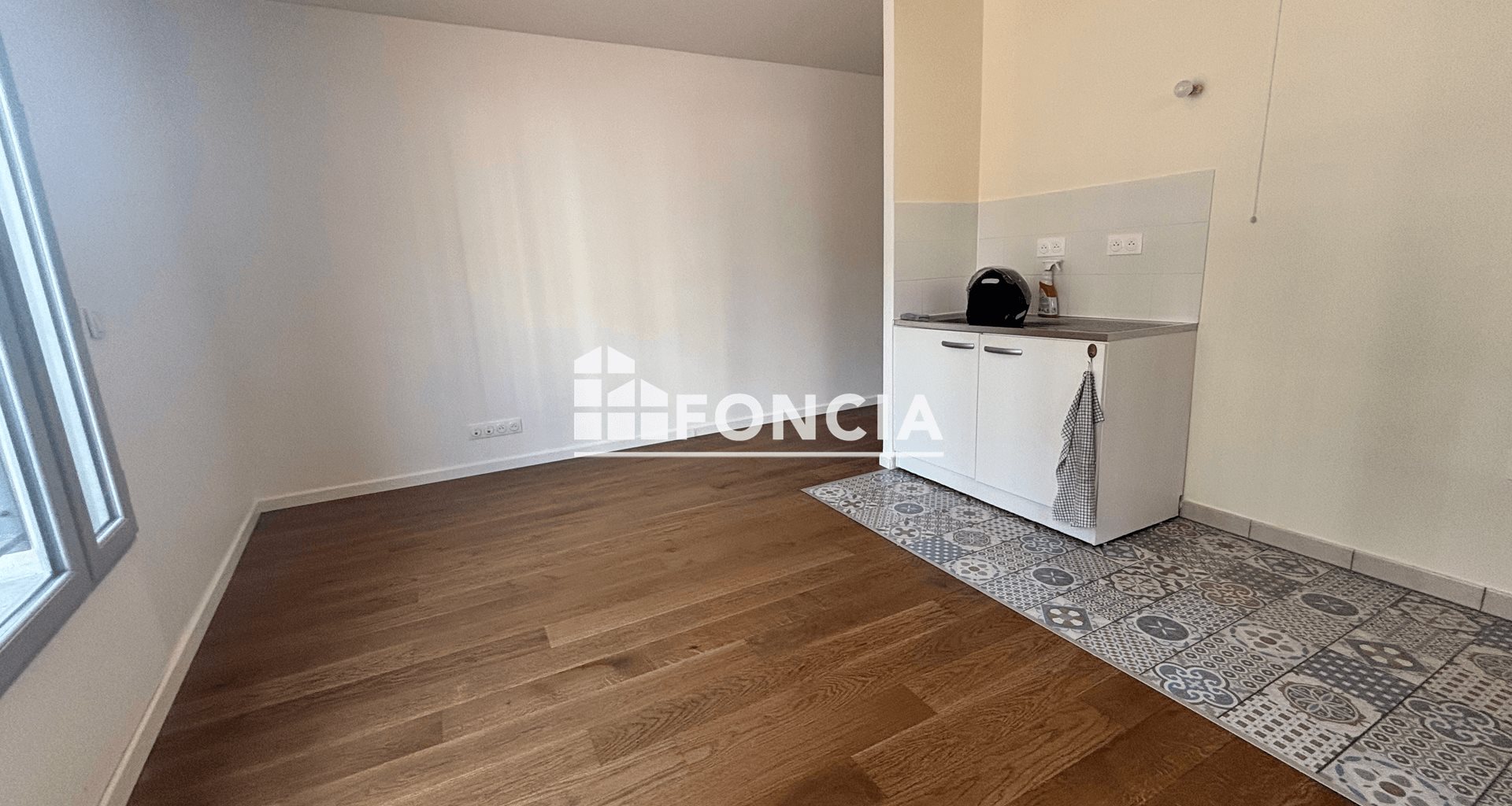 Appartement à louer, 40m², Saint-Maurice