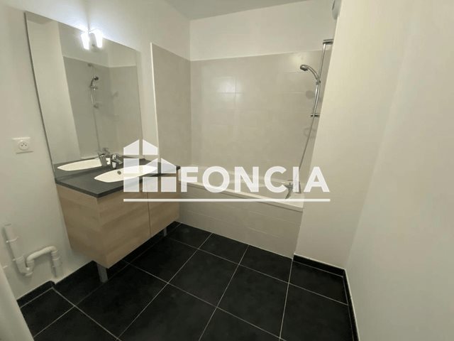 Appartement à louer, 58m², Roquebrune-sur-Argens
